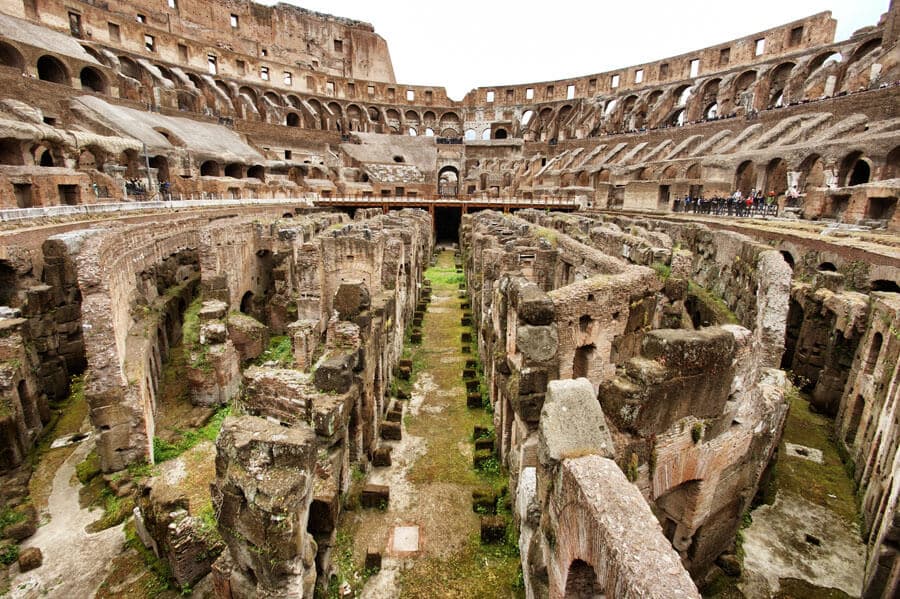 Sobre o passeio pelo Coliseu de Roma na Itália Sobre o passeio pelo Coliseu de Roma na Itália