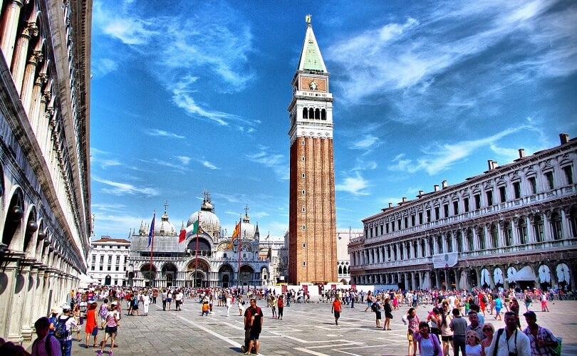 Sobre a Piazza San Marco em Veneza Sobre a Piazza San Marco em Veneza