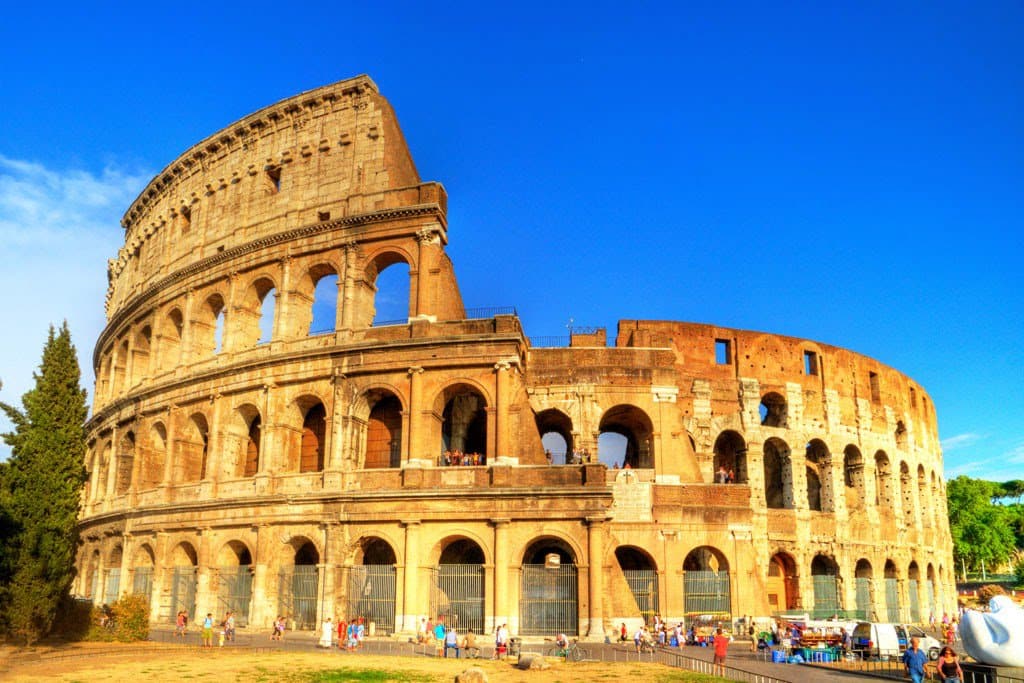Coliseu de Roma na Itália Coliseu de Roma na Itália