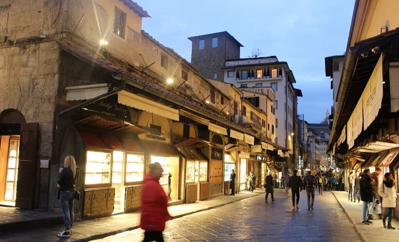Vida noturna em Florença Vida noturna em Florença
