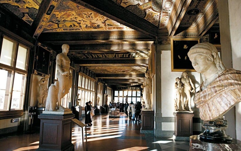 Tour pela Galeria Uffizi em Florença Tour pela Galeria Uffizi em Florença