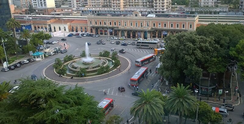 Estação Central de Bari Estação Central de Bari