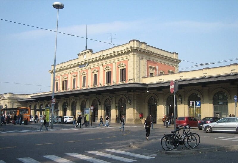 Estação de trem de Parma Estação de trem de Parma