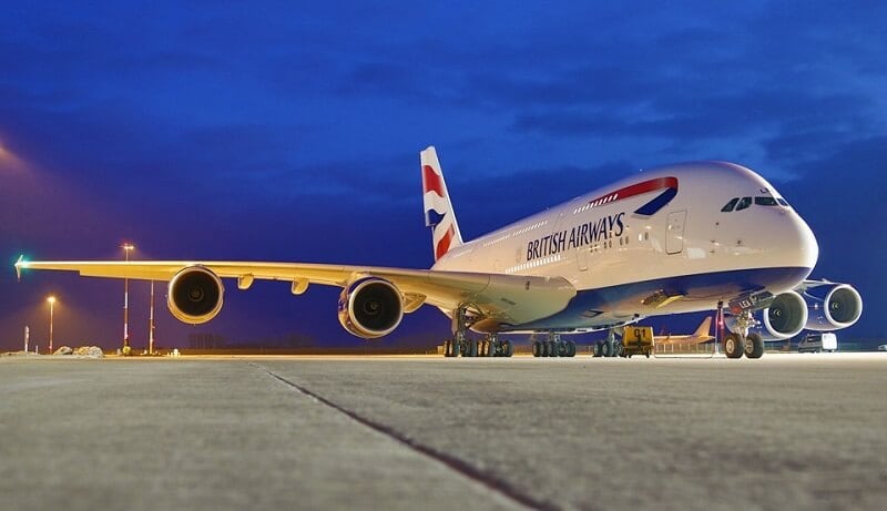 Avião da companhia aérea British Airways Avião da companhia aérea British Airways