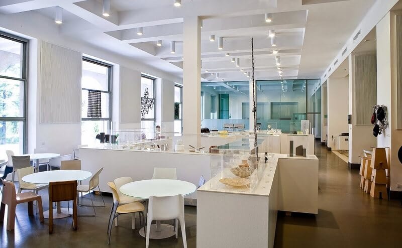Design Café & Restaurant no Museu La Triennale Design Café & Restaurant no Museu La Triennale